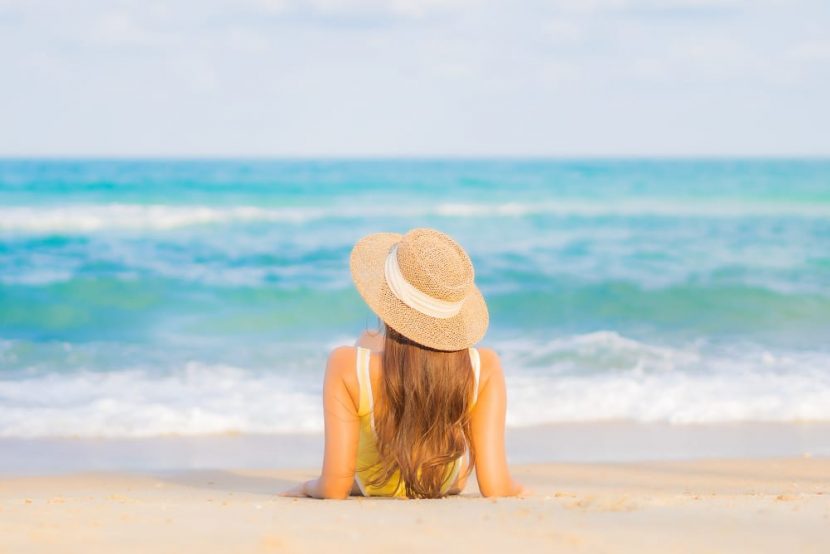 Esfoliazione prima dell’esposizione ai raggi solari ed alimentazione ricca di omega 3
